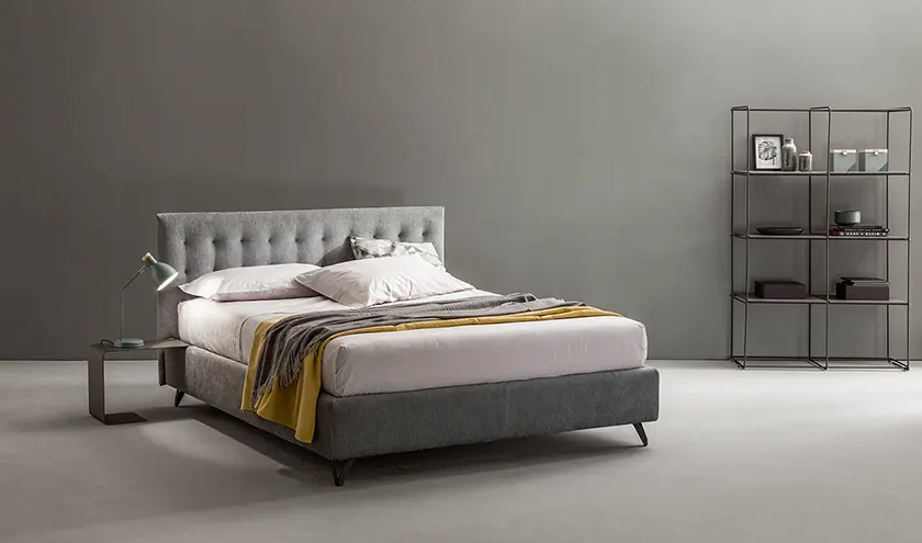 Letto imbottito modello Aster, Samoa Bside